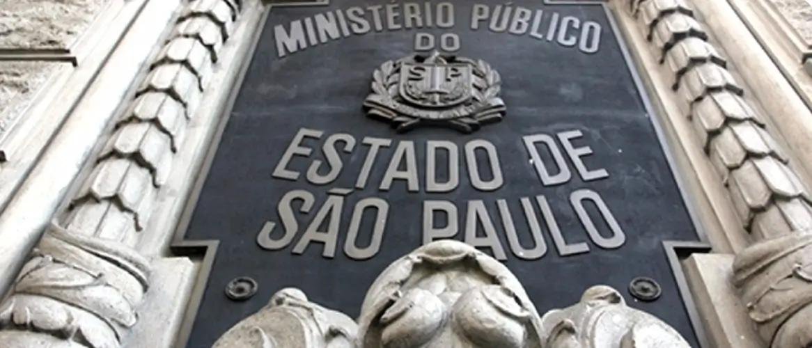 Justiça mantém ação contra auditor